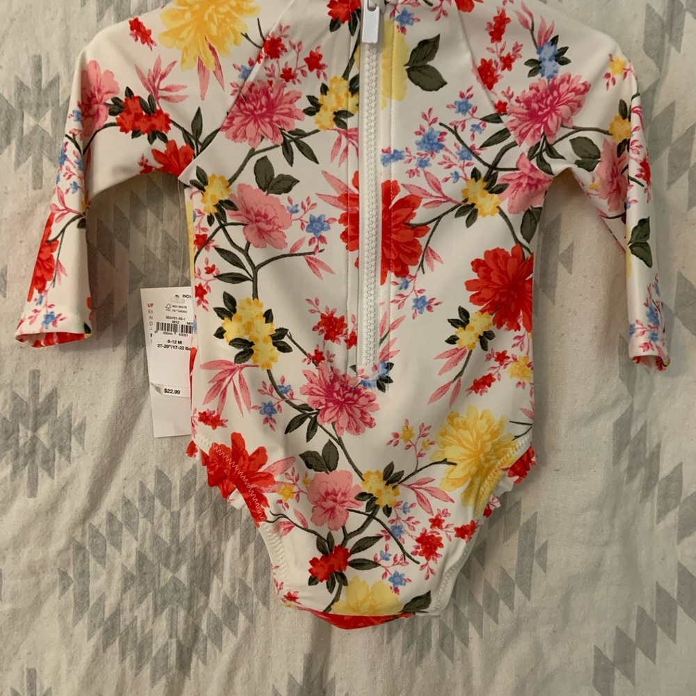 NWT Old Navy swim rash guard baby 6-12 months